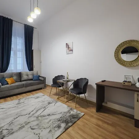 Elisabeth Home Piata Mare Sibiu Extérieur photo